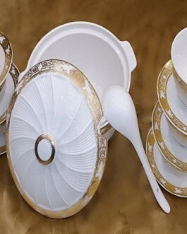 Soupière avec set de 15 pièces